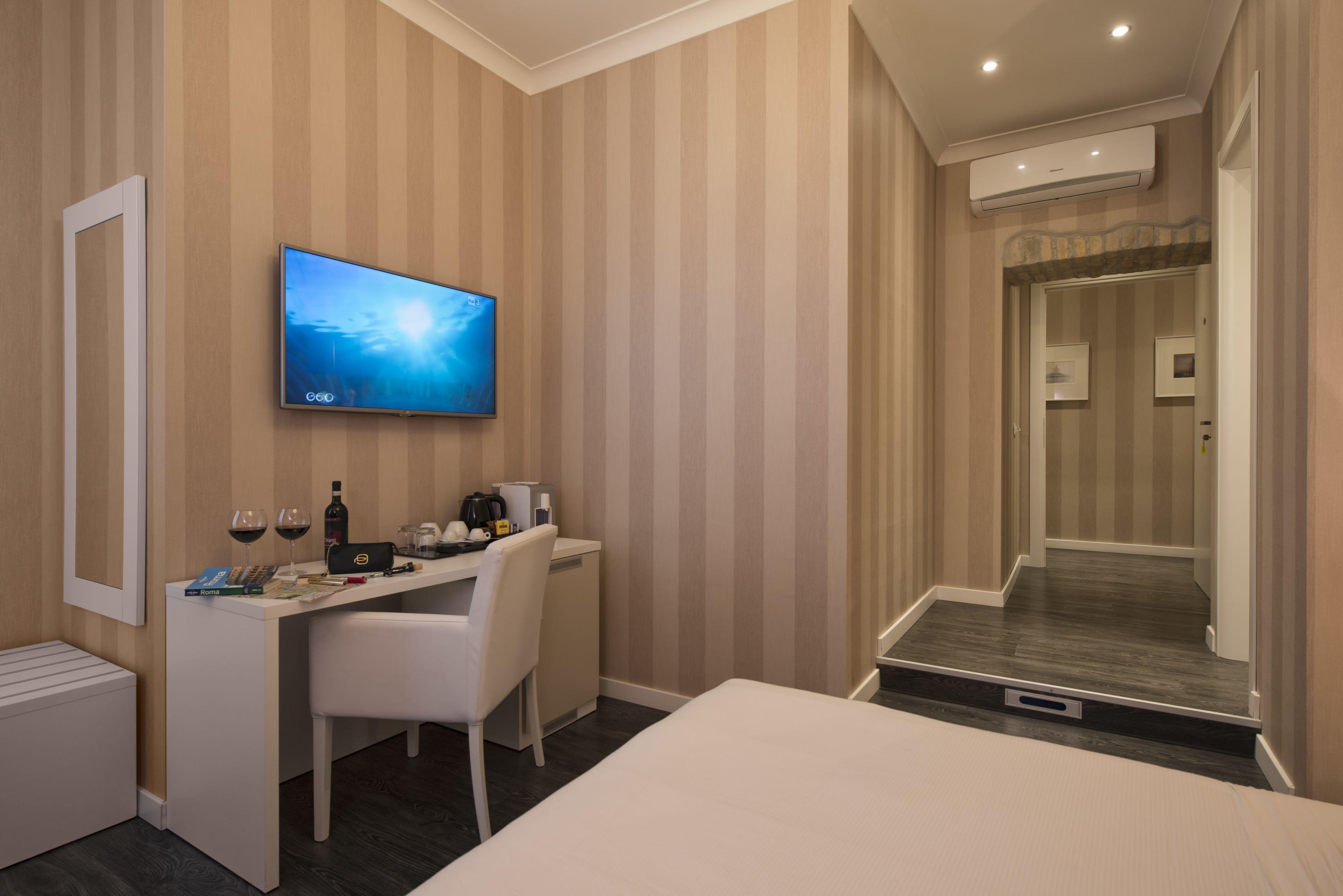 San Pietro Suites - Rome, Rome